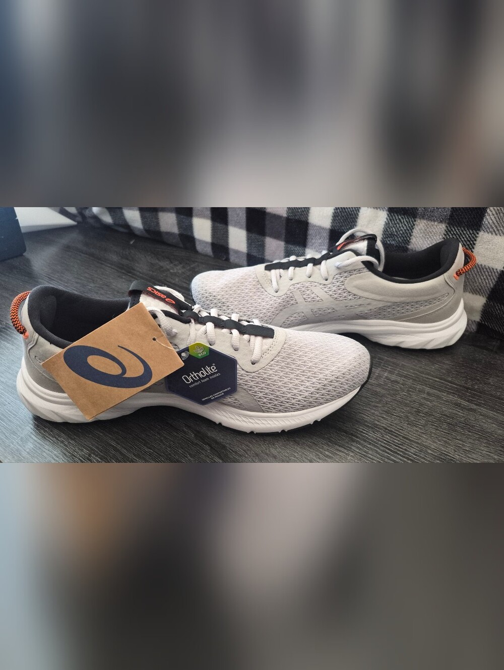 ASICS Men's Light Gray Running Shoes with OrthoLite Insoles